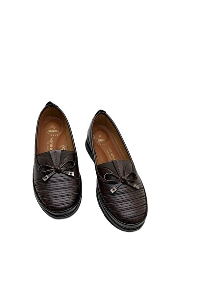 GİRGÖR Kadın/Anne Fiyonk Detaylı Dikişli Ortopedik Taban Kışlık Wanetti