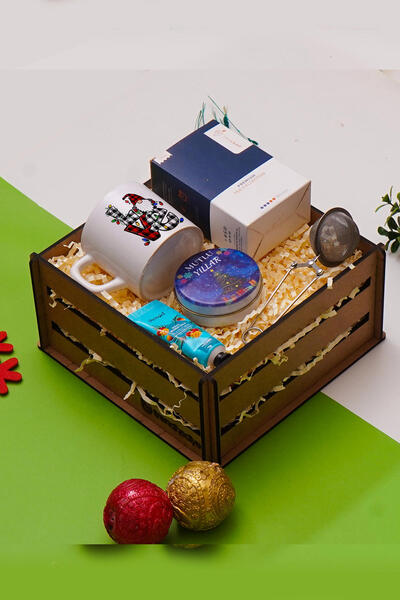 TrendHediye Yeni Yıl , Yılbaşı Hediye Seti Kupa, Bitki Çayı , Mum , Süzgeç , ...