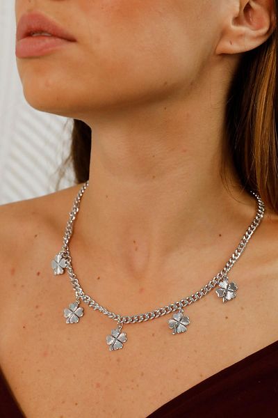 Modex Clover Figured Necklace