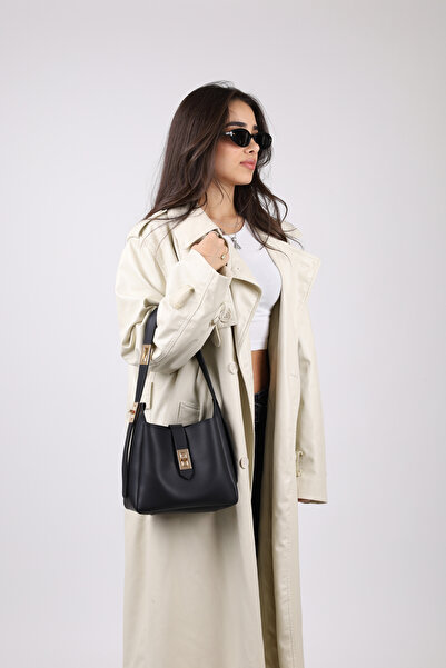 NOTHING Női fekete arany kézitáska és válltáska zárrészlettel és állítható zárpánttal
