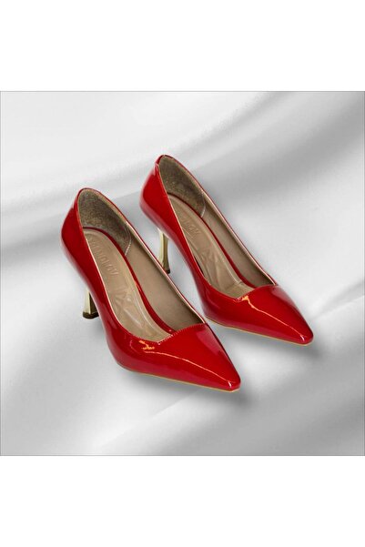 YAKUPLAR Kırmızı Rugan Arkası Kapalı Altın Sarısı İnce Topuklu Stiletto Günlük Ve Özel Günler Için Vegan Deri