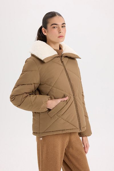 DeFacto Quilted Puffer Coat with Faux Fur - Windproof with Pockets A0756Ax24Wn