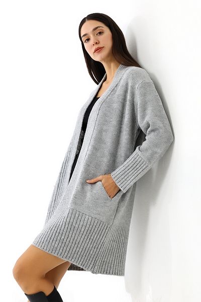 Devinka Women's Oversize Wide Fit Soft Textured Pocket Knitwear Cardigan