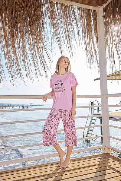 Aydoğan Lodos Store Women's Short Sleeve Capri Bermuda Summer Viscose Pajamas Set Floral Patterned