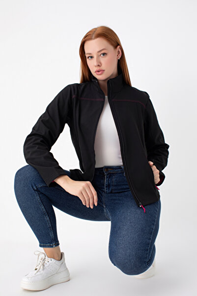 NAP Kadın Siyah Softshell Mont – 2 Cepli, Pembe Çizgi Detaylı, Su İtici Kumaş...