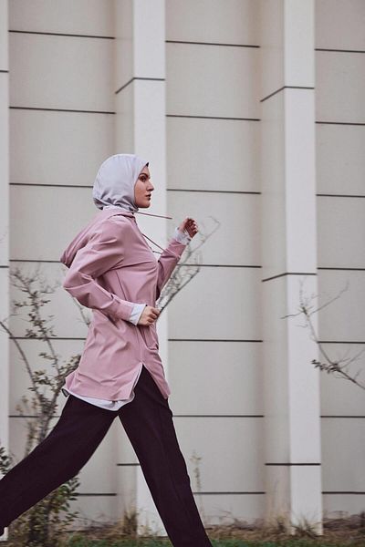 Haşema Active Long Sleeve Hooded Zippered Pink Hijab Training Top Act-10