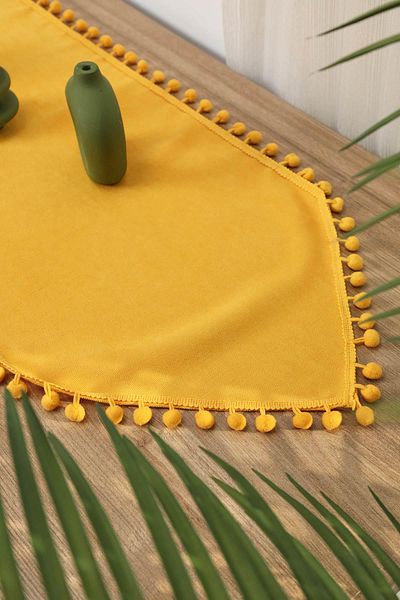 Aisha's Design Runner with Pompoms 120 X 40 Cm,R-20O