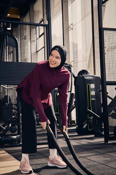 Haşema Tricou de antrenament Hijab violet cu mânecă lungă și guler cu fermoar ACT-9