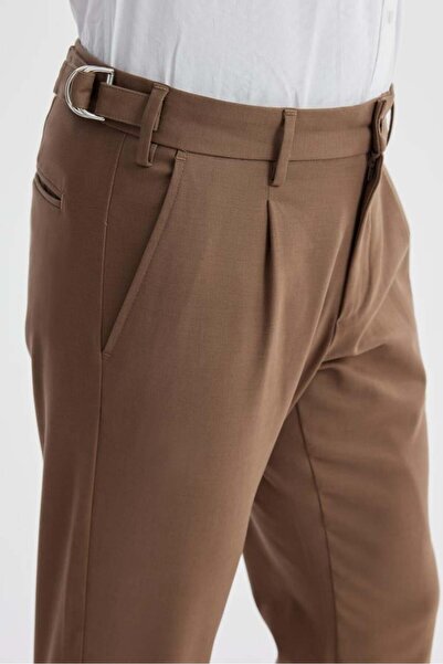 Jakamen Taba Comfort Fit Παντελόνι από βαμβακερό καμβά με διπλή πλισέ πόρπη στη μέση