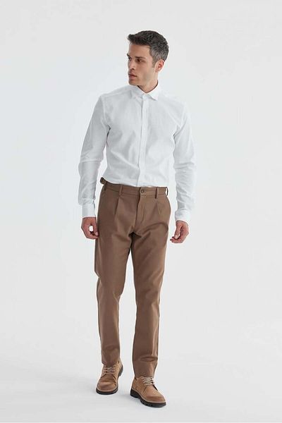 Jakamen Taba Comfort Fit Παντελόνι από βαμβακερό καμβά με διπλή πλισέ πόρπη στη μέση