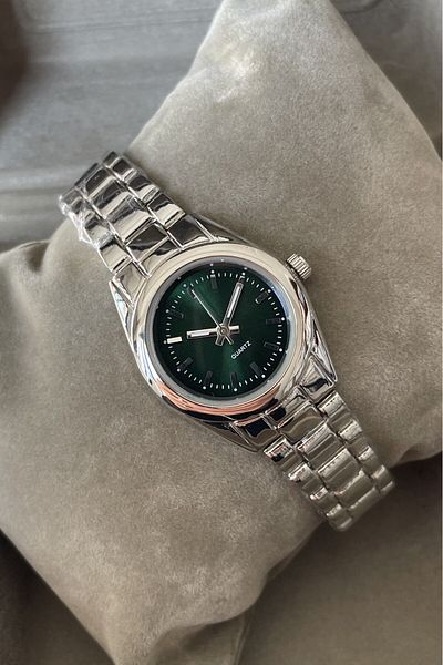 Leerybee Minimal Vintage Stylish Women's Wristwatch Nla-278