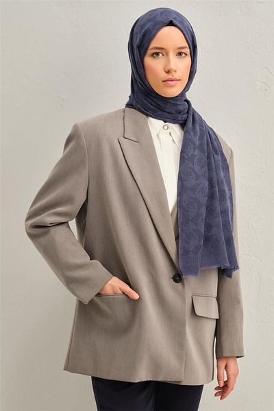 Armine 1000 2 32 Model Wool Shawl