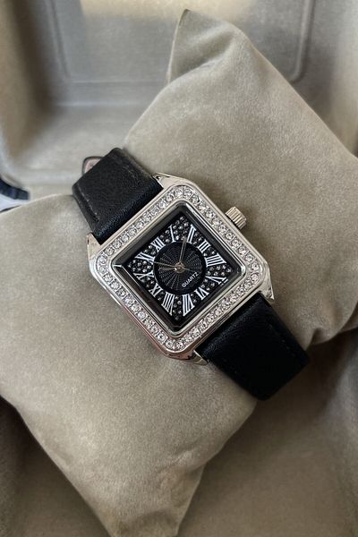 Leerybee Women's Leather Wristwatch with Stone Detail - Nla-280