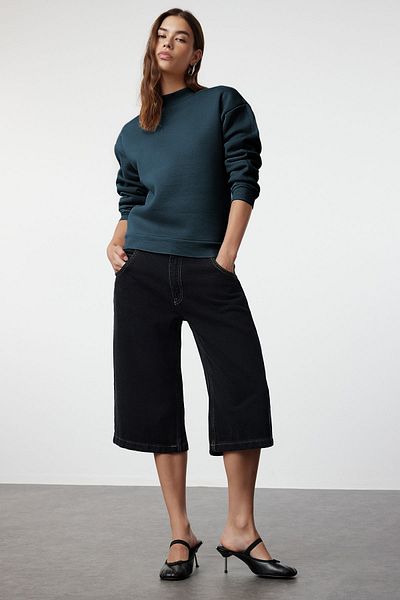 Trendyol Collection Petrolfarbenes Fleece-Sweatshirt mit halbem Rollkragen – bequeme Passform TWOAW20SW0584