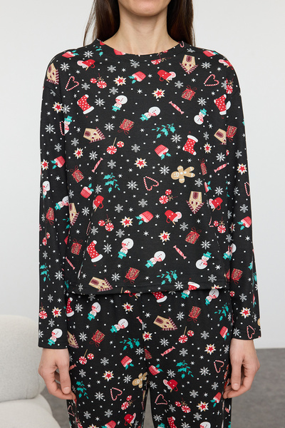 Trendyol Collection Set de pijamale tricotate cu tematică de Anul Nou, negru-multicolor, THMAW25PT00212