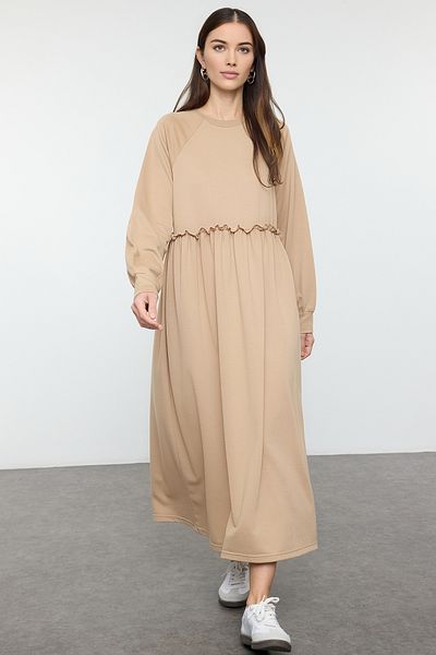 Trendyol Modest Πλεκτό φόρεμα με κόψιμο στη μέση Mink Overisze TCTSS23EB00307