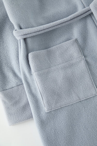 Trendyol Collection Γκρι κεντημένη ρόμπα Wellsoft Winter Fleece TMNAW25SB00000