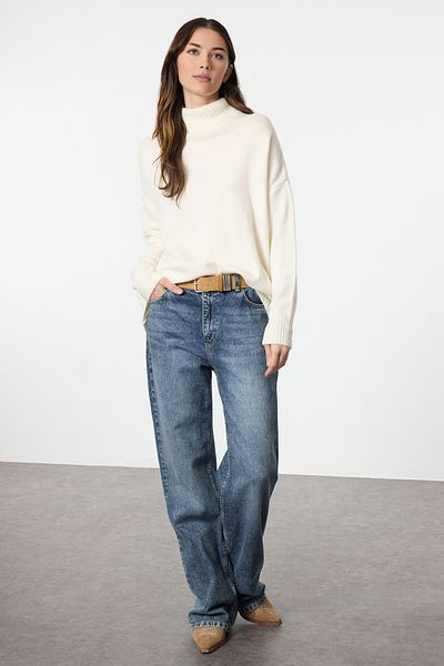 Trendyol Collection Ecru*001 Wide Fit Soft Textured Stand Collar Knitwear Sweater Twoaw23Kz00469