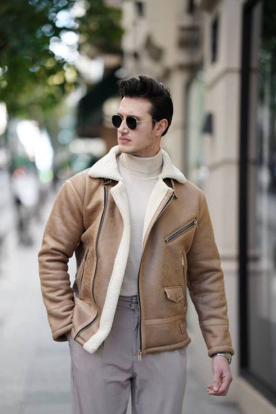 LOES MOMENT New Season Sheepskin Northern Model Napa Coat