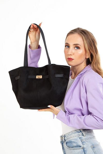 Adelina Bags Geantă de mână și de umăr pentru femei, din piele de căprioară neagră, cu închidere magnetică și detaliu de blocare