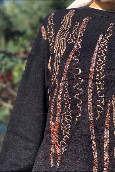 Moda Rosa 25K4418 - Black - Embroidered Tunic
