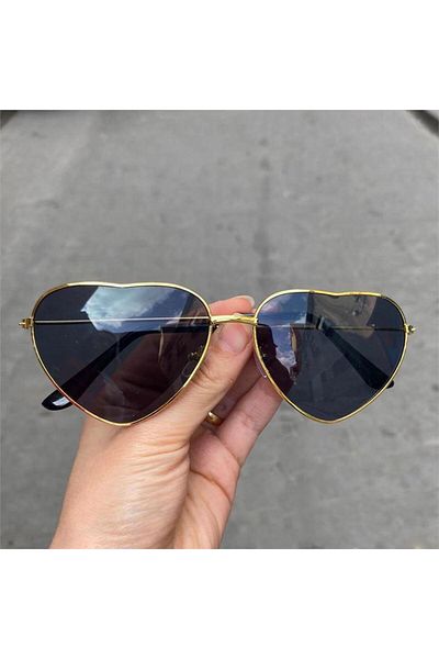 Köstebek Gold Heart Framed Black Glass Sunglasses