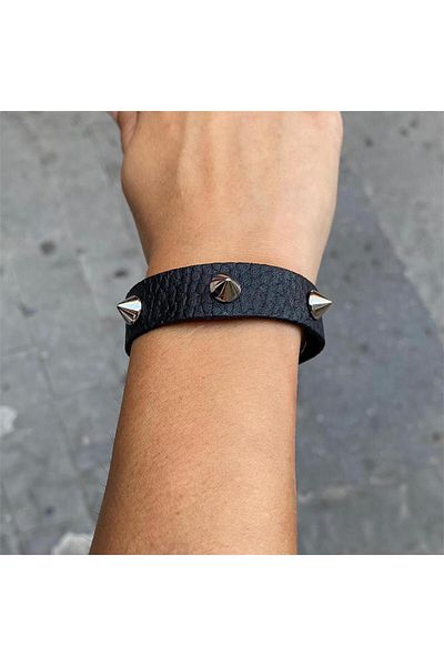 Köstebek Thin Pyramid Leather Bracelet with Metal Detail