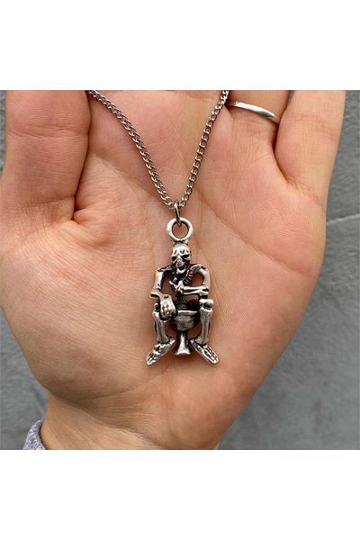 Köstebek Enemy's Skull Chalice Chain Necklace