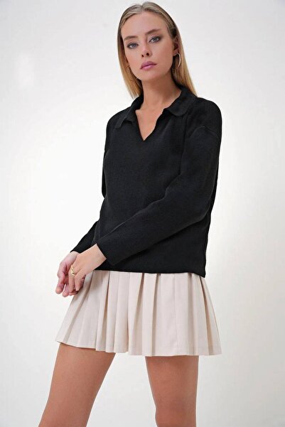 Mossta Black Loose Polo Neck Sweater