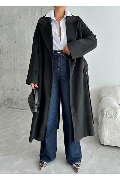 Laluvia Schwarzer einfacher langer Mantel mit Gürtel und Taschen – 542126
