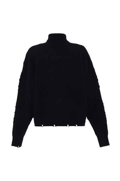 FENIA Sweater