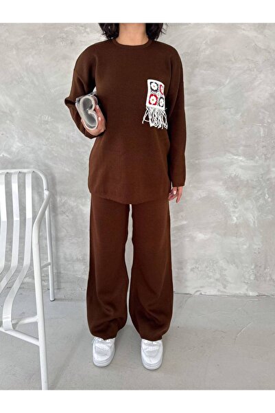 miss pera طقم تريكو نسائي بجيب مطرز