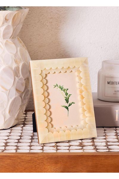 The Mia Wavy Photo Frame Yellow 15X20 cm