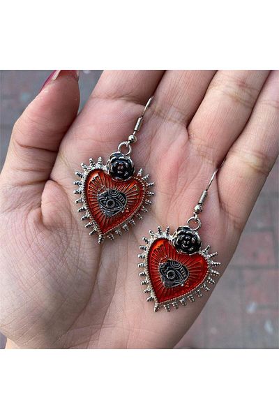 Köstebek Rose Eye of Heart Earrings