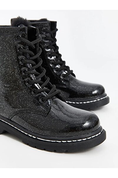 LC Waikiki STEPS Siyah Fermuarlı Rugan Kız Çocuk Bot