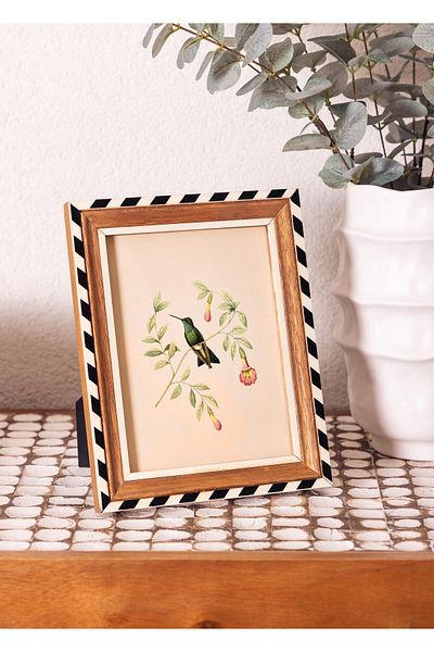 The Mia Striped Photo Frame 20X25 cm