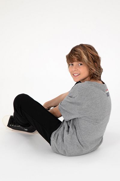 U.S. Polo Assn. Boy's Gray Melange Crew Neck T-Shirt 50295428-Vr086