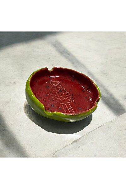 HAB TRADE Kurşun Asker Yılbaşı Temalı El Yapımı Seramik Küllük