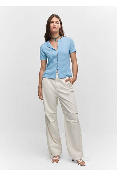 MANGO Woman T-Shirt mit geknöpfter Struktur