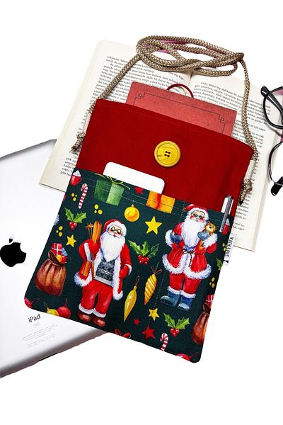 Smyrna Santa Claus - Hanging Book/tablet/ebook Bag - Case
