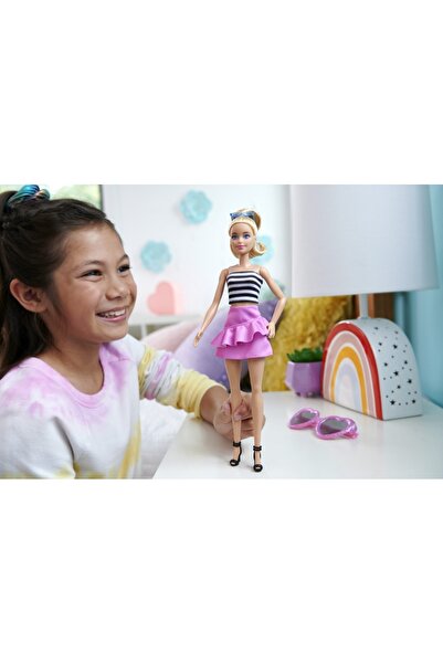 Barbie BLONDE FASHIONIST BARBIE DOLL WITH HAIR IN A PONY AND PINK SKIRT