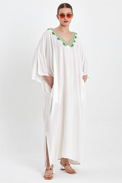 Denismoda Αυθεντικό φόρεμα στάνταρ με λεπτομέρεια κεντήματος