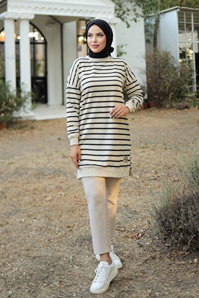 Azra Women's 2 Thread Vortex Striped Hijab Sweat Tunic