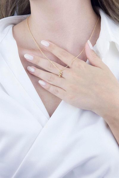 Sose Moda F Letter Gold Chain Necklace