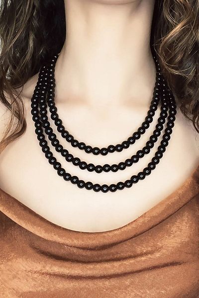 Sose Moda Design Black Color Pearl Necklace
