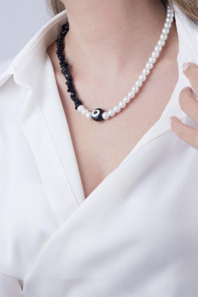 Sose Moda Black Evil Eye Beaded Necklace with Broken Stones and Pearls