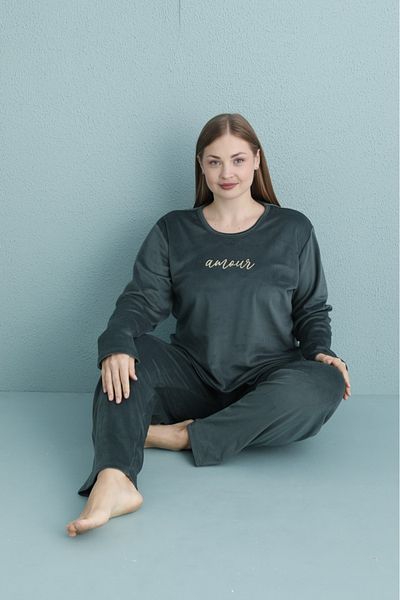 Elit Set de pijamale de damă din catifea Amor cu litere imprimate de mărime mare