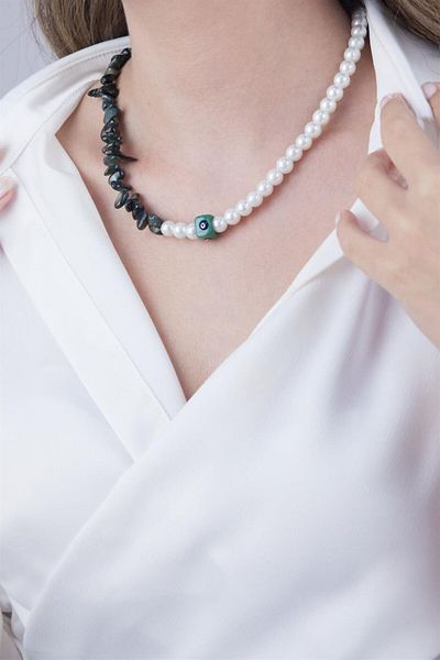 Sose Moda Green Evil Eye Beaded Necklace with Broken Stones and Pearls