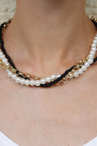 Sose Moda Multiple Necklace with Pearls Design