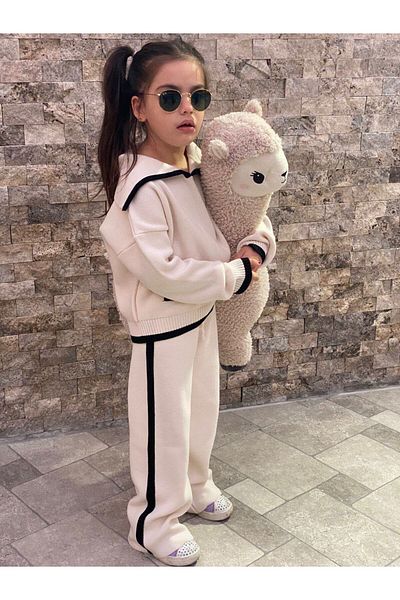 Lolliboomkids Girl's Ecru - Black Corduroy Detailed Shawl Collar Wide Leg Lacing Detailed Bottom Top Knitwear Set